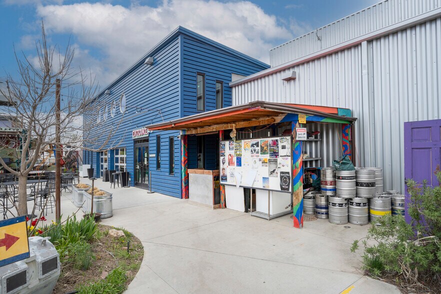 1209 N College Ave, Fort Collins, CO à vendre - Photo du bâtiment - Image 3 de 17