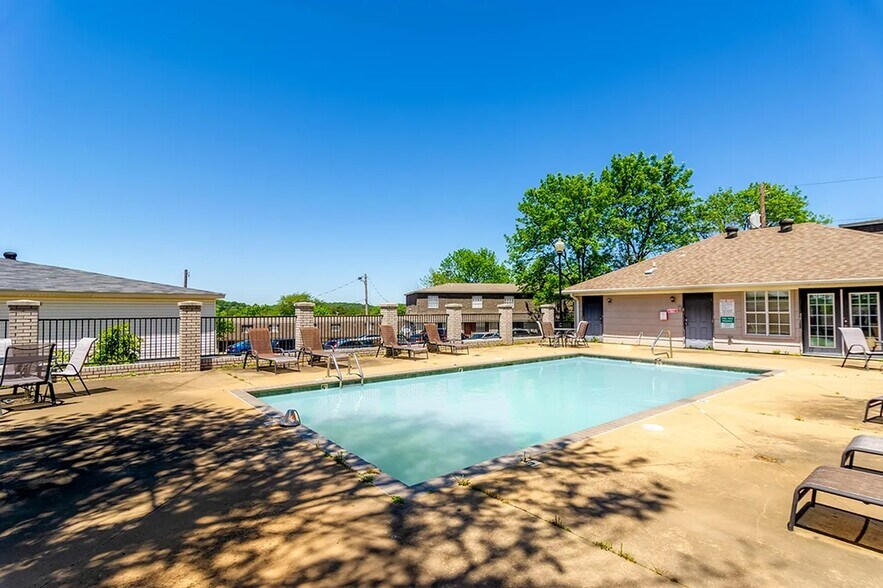 1707 Arrowhead Rd, North Little Rock, AR à vendre - Photo du bâtiment - Image 3 de 33