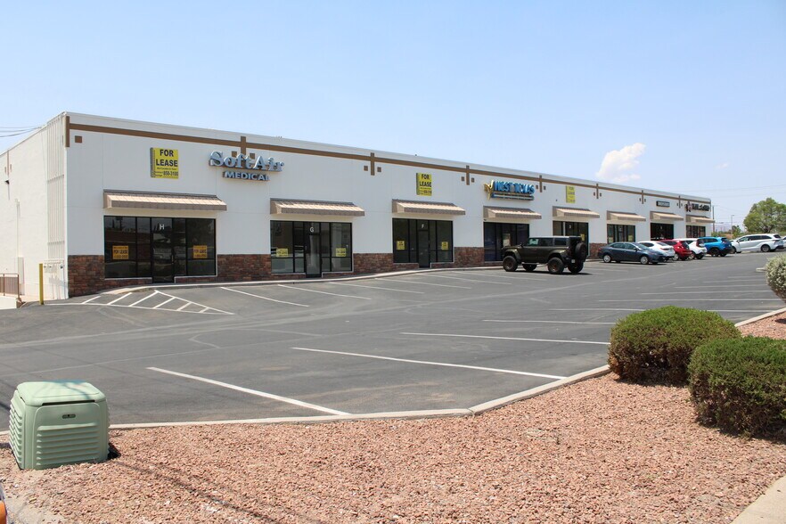 907 Chelsea St, El Paso, TX à louer - Photo du bâtiment - Image 1 de 10