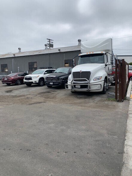 5140 Chakemco St, South Gate, CA for sale - Building Photo - Image 3 of 3