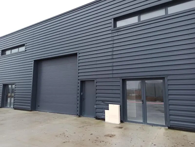 29 Rue Gutenberg, Magny-en-Vexin for lease Building Photo- Image 1 of 19