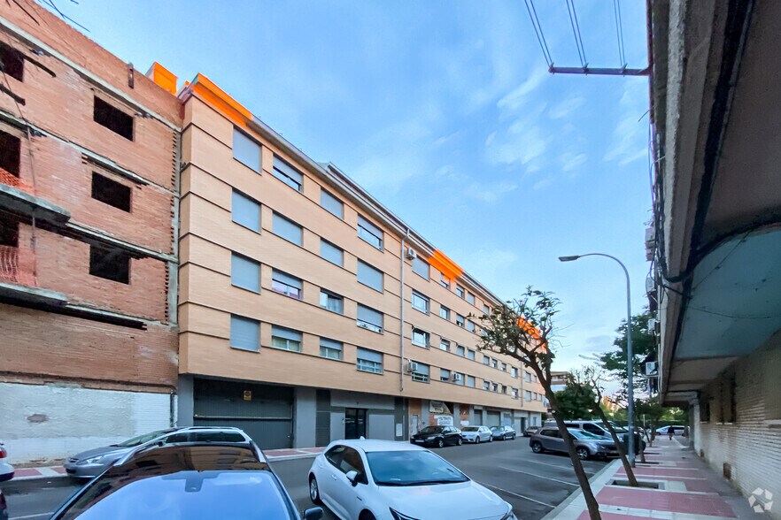 Calle Logroño, 1, Parla, Madrid à louer - Photo du bâtiment - Image 2 de 2