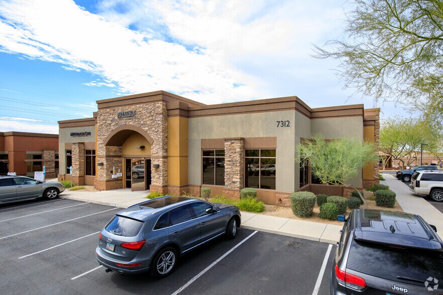 7312 E Deer Valley, Scottsdale, AZ à vendre - Photo du bâtiment - Image 2 de 3