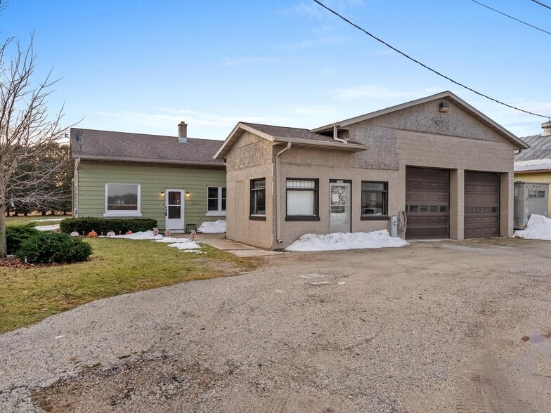 N9090 Dairyland Dr, Cleveland, WI for sale - Building Photo - Image 3 of 21