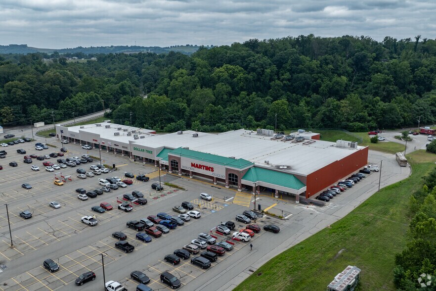 800-840 Vanderbilt Rd, Connellsville, PA à vendre - Aérien - Image 3 de 4
