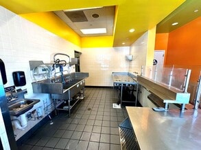 3315-3395 Placer St, Redding, CA for lease Building Photo- Image 2 of 9