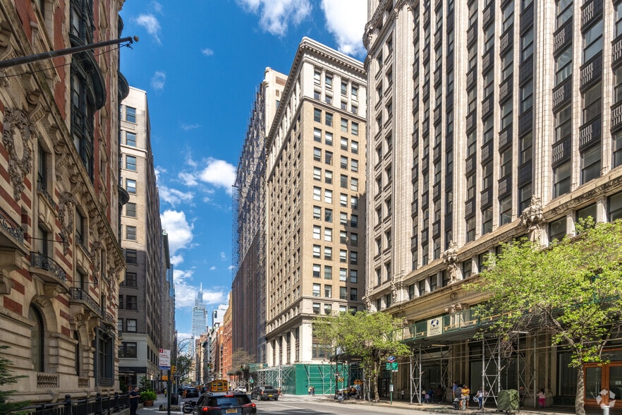 99 Madison Ave, New York, NY for lease - Building Photo - Image 2 of 5