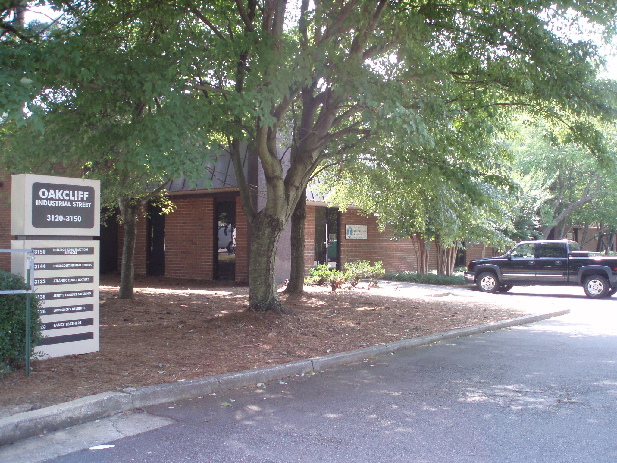 3150 Oakcliff Industrial St, Doraville, GA for lease Primary Photo- Image 1 of 5