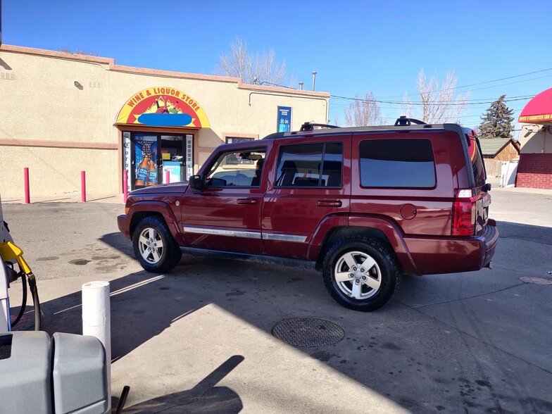 750 Main St and 766 Main St portfolio of 2 properties for sale on LoopNet.ca - Building Photo - Image 2 of 36