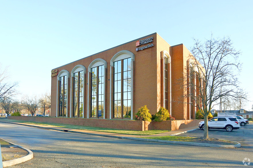 600 Thimble Shoals Blvd, Newport News, VA for lease - Primary Photo - Image 1 of 5