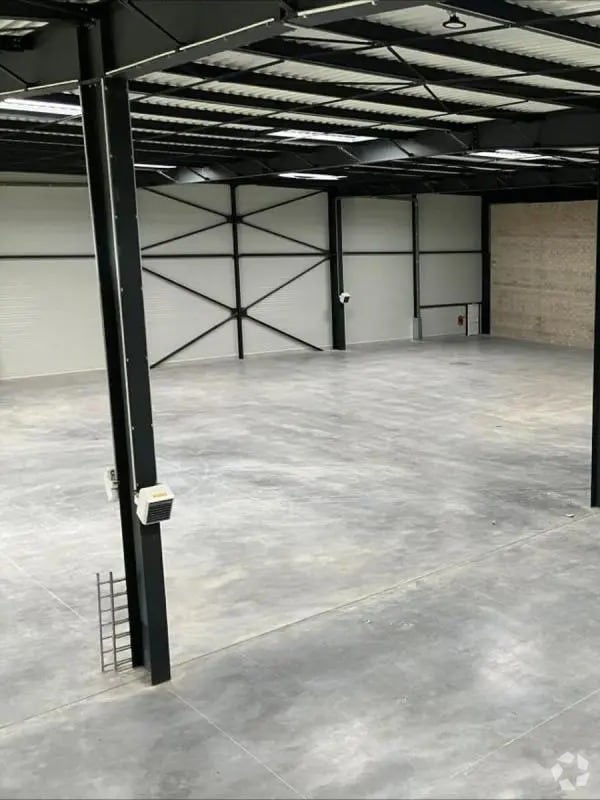 226 Rue Jacques Monod, Plaisir for lease Interior Photo- Image 1 of 3