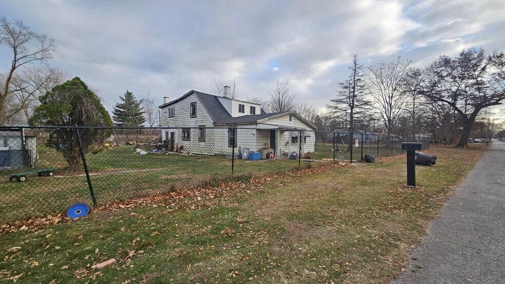 3253 Minnesota St, Gary, IN à vendre - Photo du bâtiment - Image 2 de 8