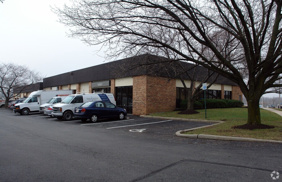 7954-7960 Cessna Ave, Gaithersburg, MD for lease - Primary Photo - Image 1 of 2