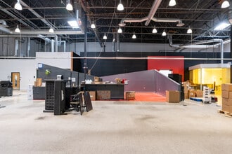 2710 Media Center Dr, Los Angeles, CA for lease Interior Photo- Image 1 of 41