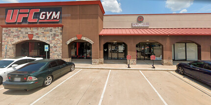 8201-8209 Broadway St, Pearland, TX for lease Building Photo- Image 1 of 5