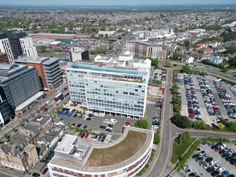 80 Holdenhurst Rd, Bournemouth for lease - Building Photo - Image 2 of 5