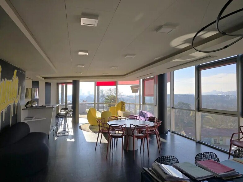 5 Avenue De Poumeyrol, Caluire-et-Cuire à vendre - Photo du bâtiment - Image 3 de 12