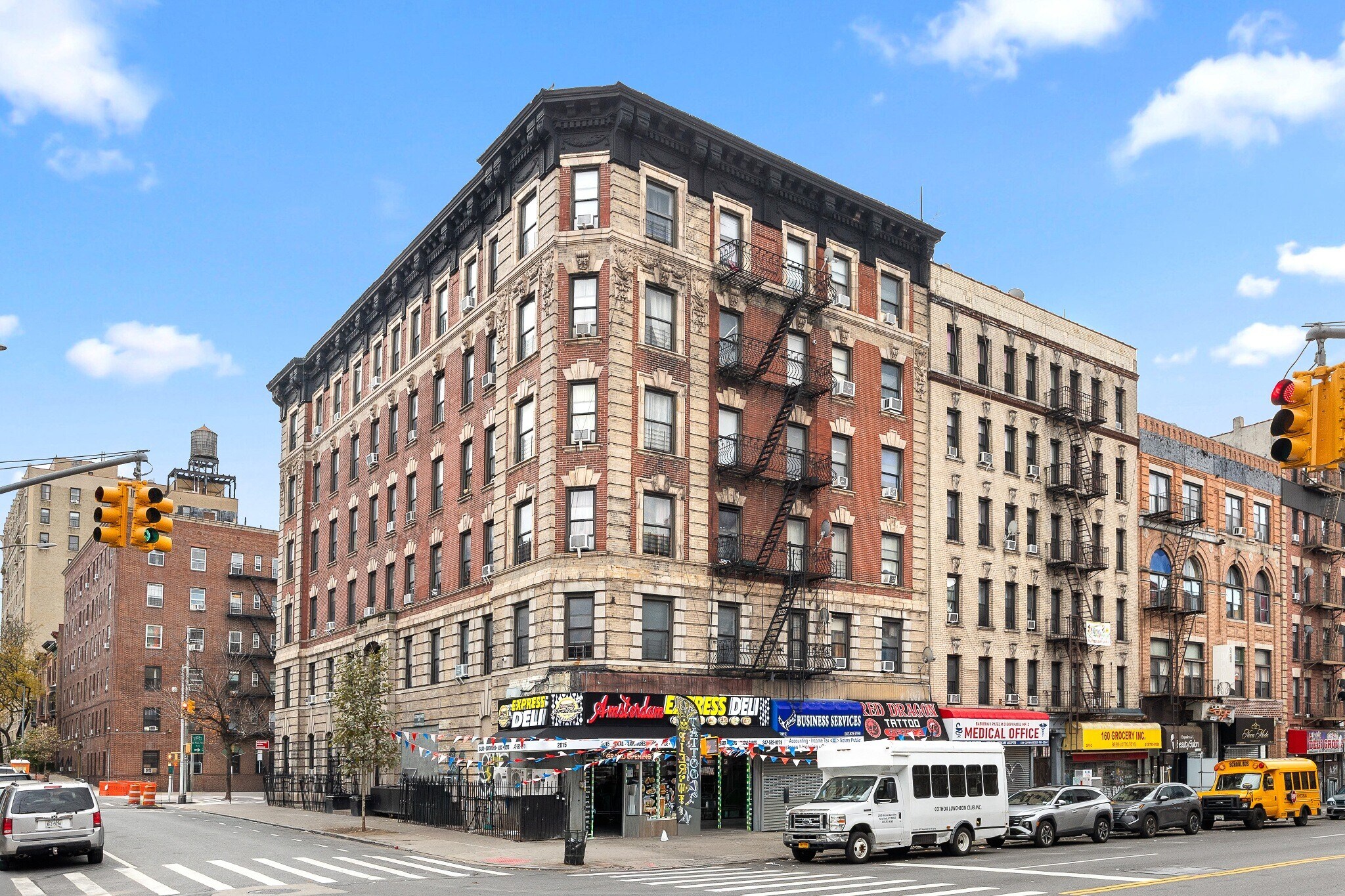 2015 Amsterdam Ave, New York, NY à vendre Photo du bâtiment- Image 1 de 6