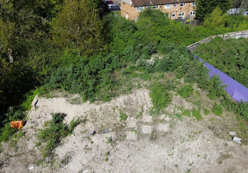 Delamare Rd, Cheshunt à louer - Photo du bâtiment - Image 2 de 5