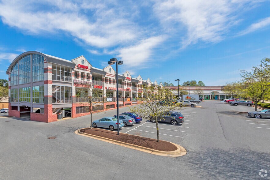 700-746 Cloverly St, Silver Spring, MD à louer - Photo principale - Image 1 de 4