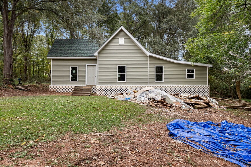 229 W Liberty St, Forest City, NC for sale - Building Photo - Image 3 of 17