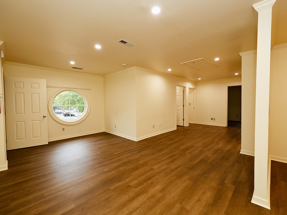 505 Faulconer Dr, Charlottesville, VA 22903 - Unité 2A -  - Photo intérieure - Image 1 of 2