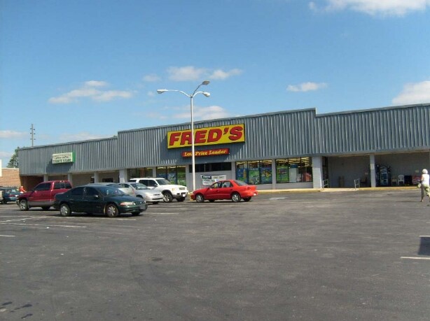 907 E Main St, Westminster, SC à louer - Photo du bâtiment - Image 2 de 4