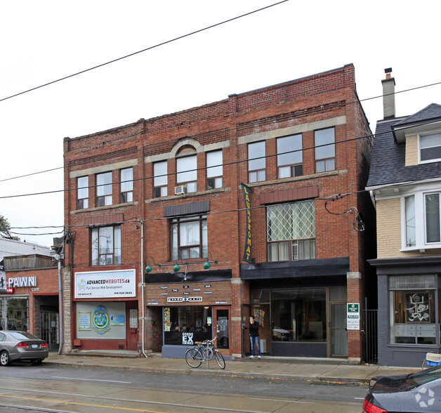 1046 Bathurst St, Toronto, ON à louer - Photo principale - Image 1 de 4