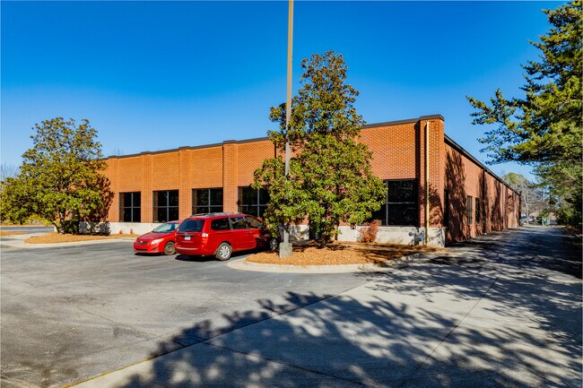 Plus de détails pour 6100 Maddry Oaks Ct, Raleigh, NC - Bureau/Médical à louer