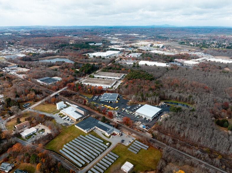 9 Otis St, Westborough, MA for lease - Building Photo - Image 2 of 7