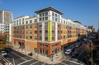 Plus de détails pour 200 College St, New Haven, CT - Commerce de détail à louer