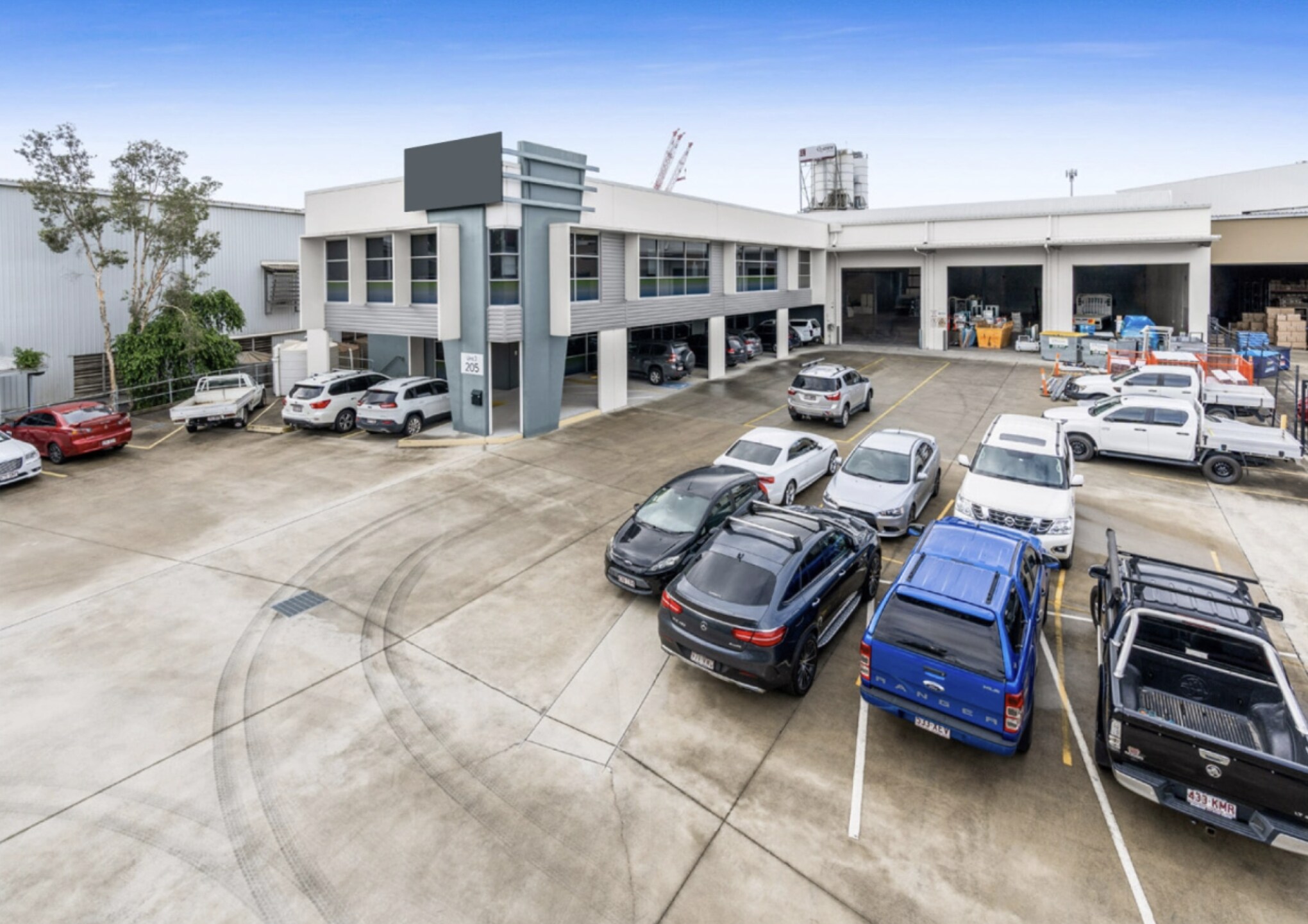 205 Queensport Rd, Murarrie for lease Primary Photo- Image 1 of 3