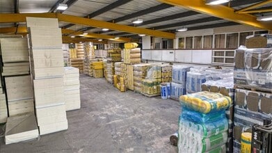 R Hicks & Sons, Brimington Rd N, Chesterfield for lease Interior Photo- Image 2 of 3