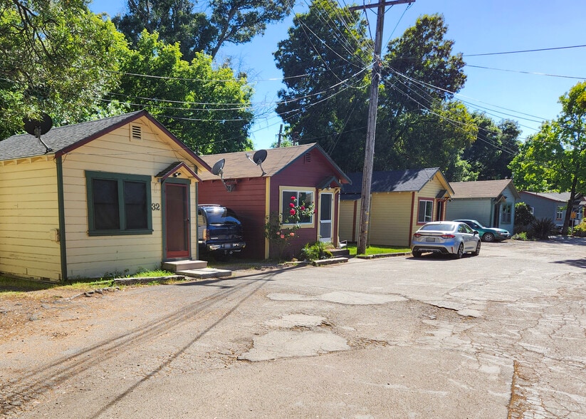 1855 Petaluma Hill Rd, Santa Rosa, CA for sale - Building Photo - Image 2 of 13