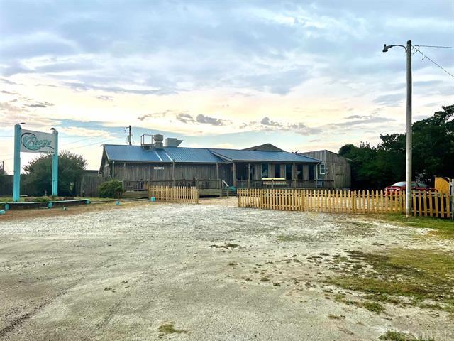 1050 Irvin Garrish Hwy, Ocracoke, NC for sale Primary Photo- Image 1 of 1