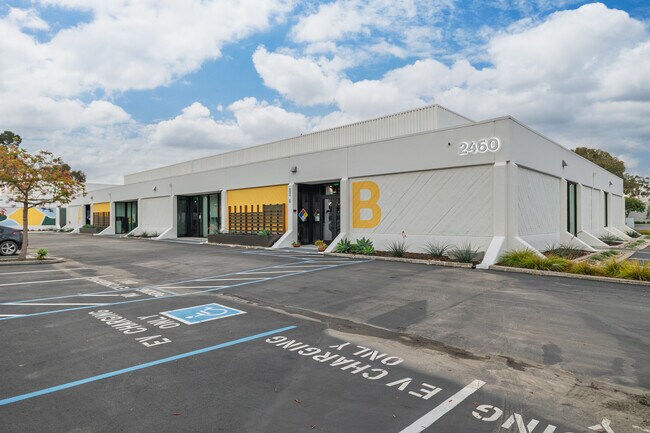 Plus de détails pour 2460 Embarcadero Rd, Palo Alto, CA - Local d'activités à louer