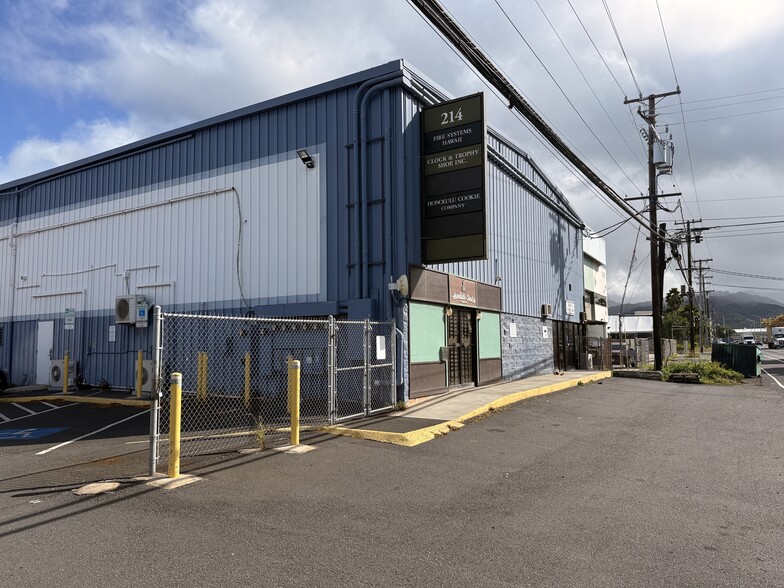 214 Sand Island Access Rd, Honolulu, HI for lease - Building Photo - Image 1 of 4