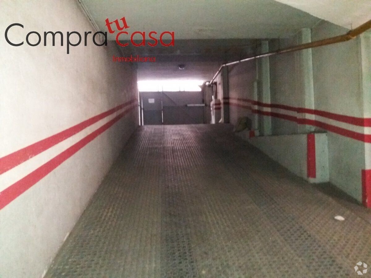 Segovia, SEG 40002 - Unit Puerta 01, Esc. 1 -  - Interior Photo - Image 2 of 3