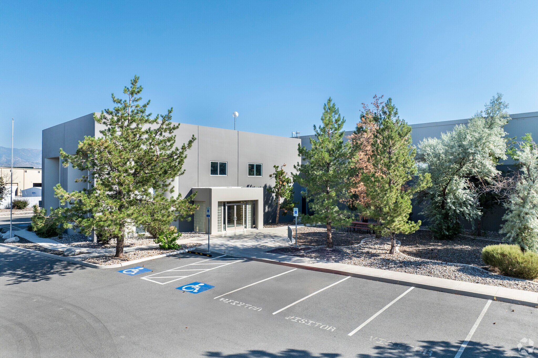 2567 Business Pky, Minden, NV à vendre Photo du bâtiment- Image 1 de 1