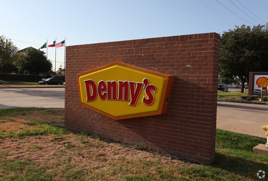 1305 Preston Rd, Plano, TX for lease - Building Photo - Image 2 of 3