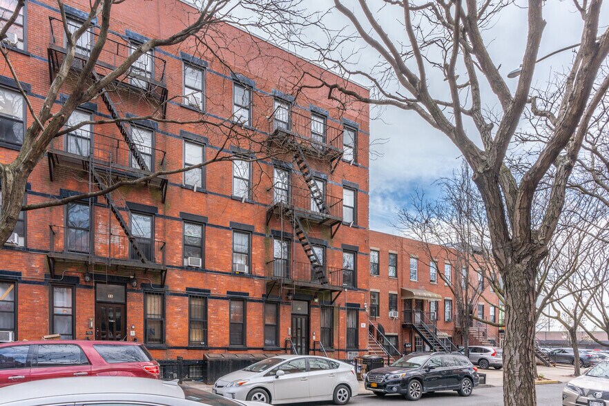 96 Baltic St, Brooklyn, NY à vendre - Photo du bâtiment - Image 2 de 5
