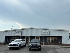 205 S Academy St, Richlands, NC for lease Interior Photo- Image 2 of 8
