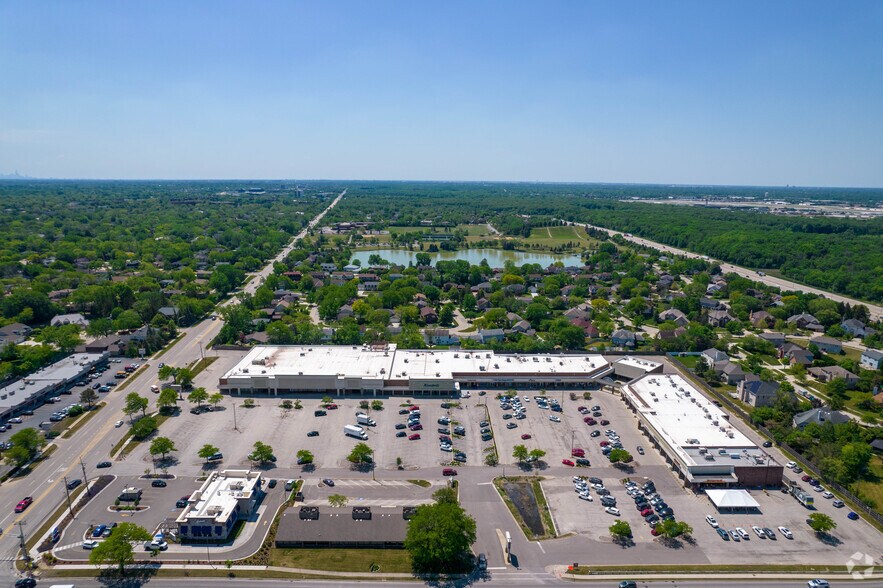 4125-4193 Dundee Rd, Northbrook, IL à louer - Photo du bâtiment - Image 2 de 5