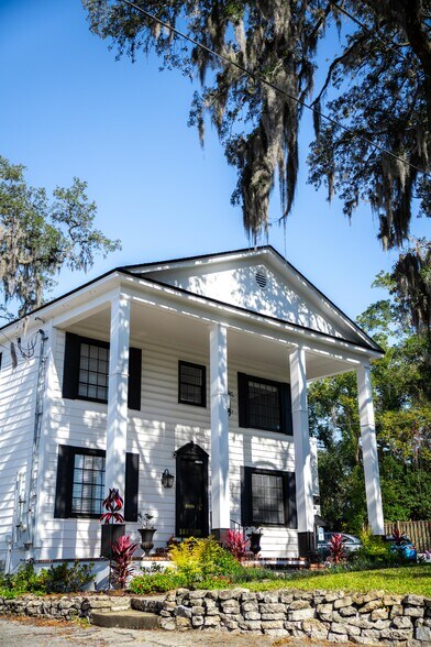 3955 Riverside Ave, Jacksonville, FL à louer - Photo du bâtiment - Image 3 de 4