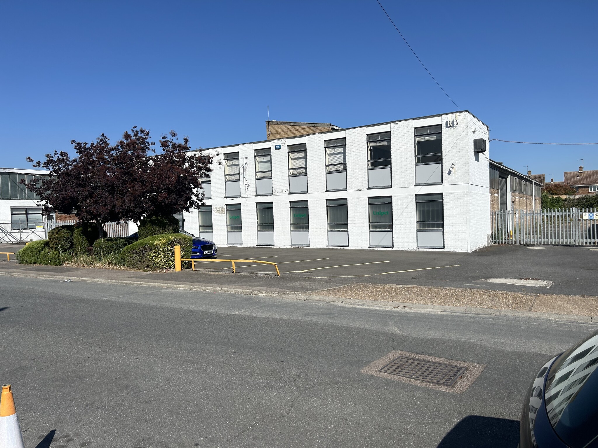 Tribune Dr, Sittingbourne à louer Photo du bâtiment- Image 1 de 1