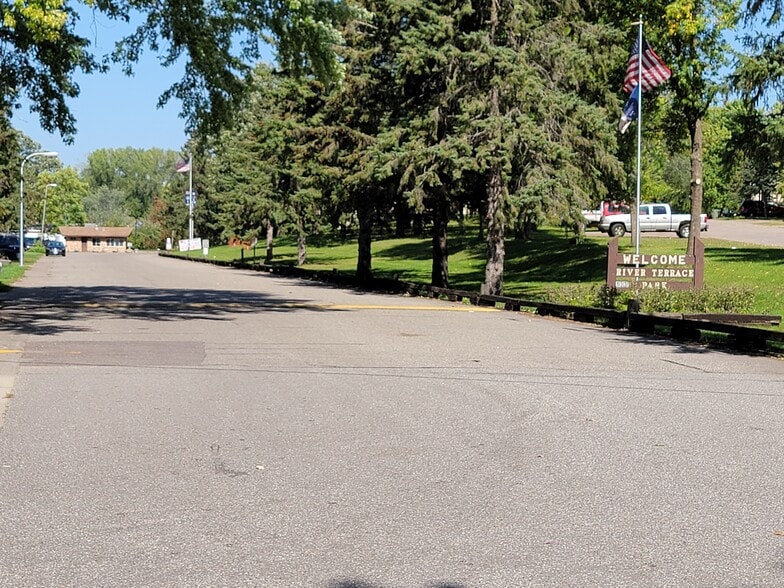 1335 W River St, Monticello, MN for sale - Other - Image 2 of 19