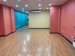 7912 5th Ave, Brooklyn, NY for lease Interior Photo- Image 2 of 7