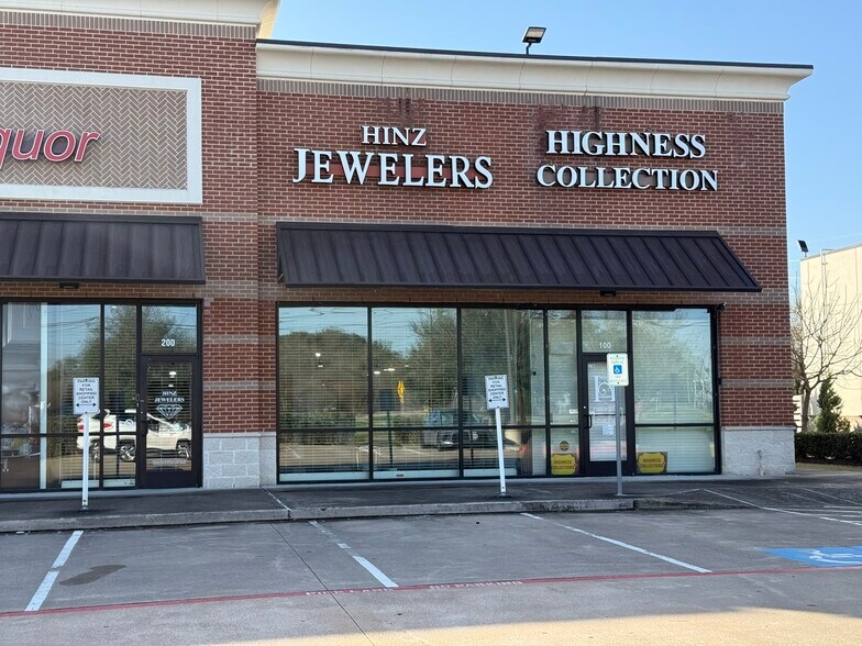 6504-6510 Highway 90A, Sugar Land, TX à louer - Photo du bâtiment - Image 1 de 9