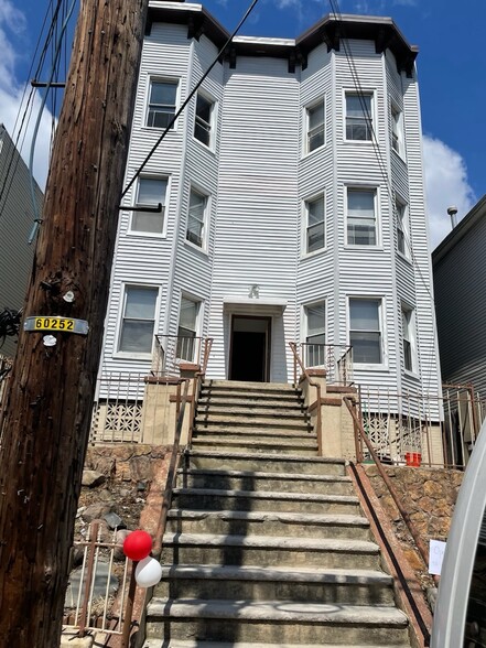 43 Randolph Ave, Jersey City, NJ for sale - Building Photo - Image 2 of 41