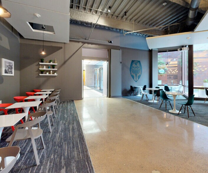 1910 Pacific Ave, Dallas, TX à louer - Photo intérieure - Image 3 de 8